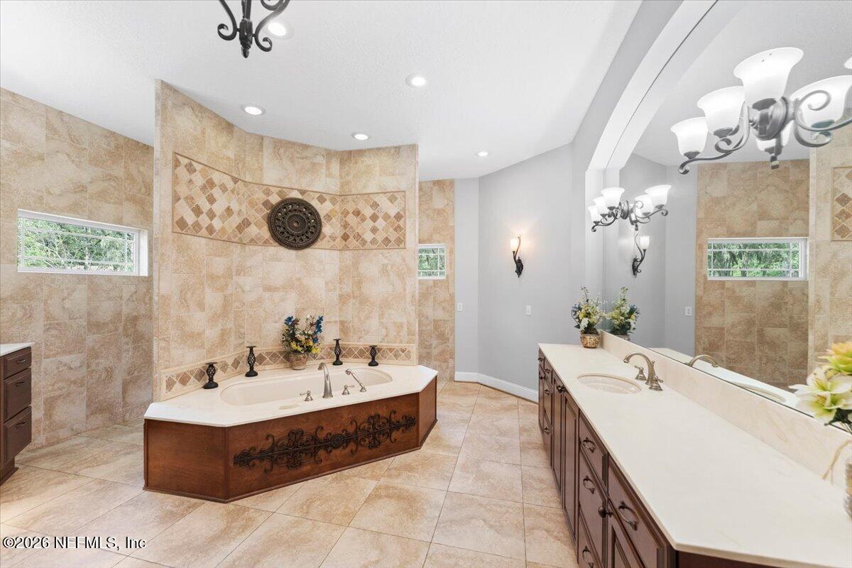 3568 Stratton Road Jacksonville, FL 32221 - Photo 41 of 67 dual separate sinks
