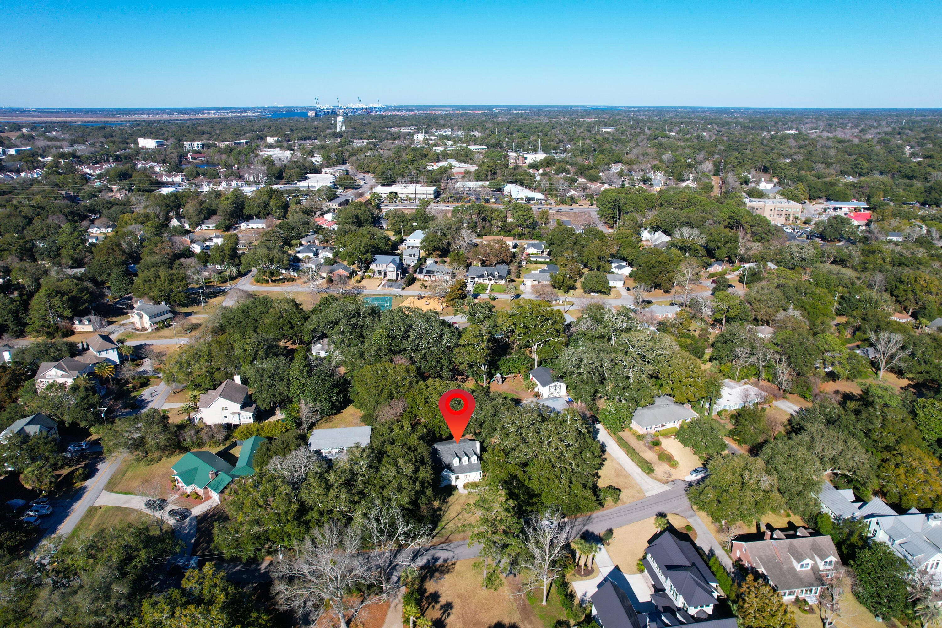 312 Bayview Drive Mount Pleasant, SC 29464 - Photo 44 of 58 312 Bayview -Tidalcreekphoto- (56)