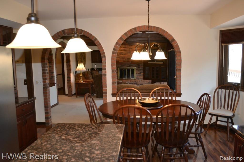 5205 Old Mill Road Rochester, MI 48306 - Photo 17 of 61 16-Kitchen to Breakfast Room.jpg