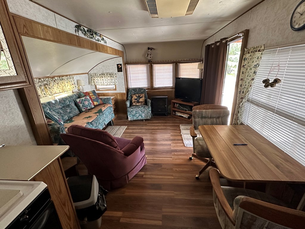 8 E Street Cascade, ID 83611 - Photo 3 of 20 Main Living Area