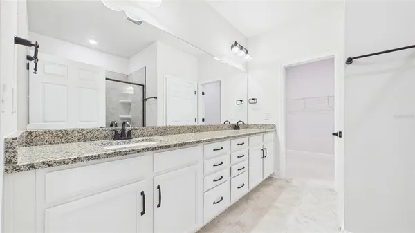 $355,000 | 13890 Kingfisher Glen Drive, Lithia, FL 33547