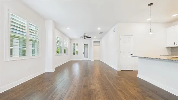 $355,000 | 13890 Kingfisher Glen Drive, Lithia, FL 33547