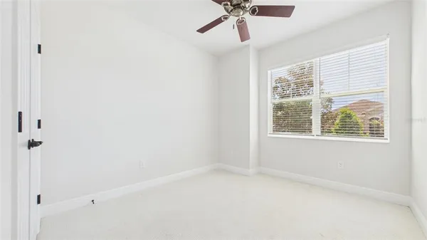 $355,000 | 13890 Kingfisher Glen Drive, Lithia, FL 33547