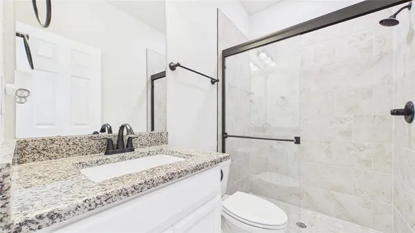 $355,000 | 13890 Kingfisher Glen Drive, Lithia, FL 33547