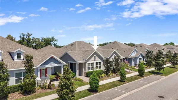 $355,000 | 13890 Kingfisher Glen Drive, Lithia, FL 33547