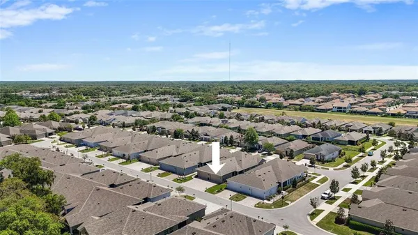 $355,000 | 13890 Kingfisher Glen Drive, Lithia, FL 33547