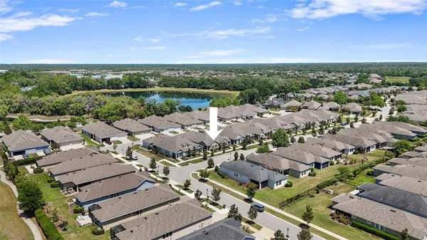 $355,000 | 13890 Kingfisher Glen Drive, Lithia, FL 33547