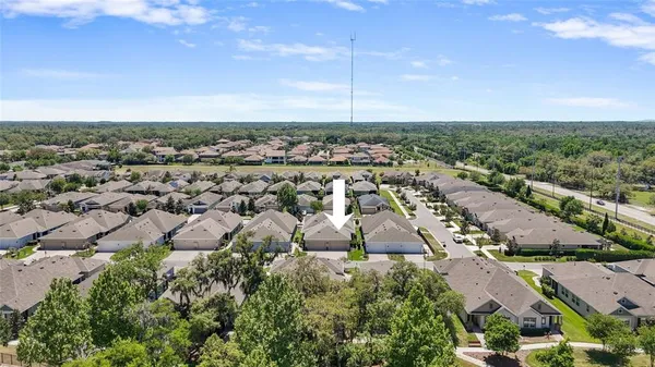 $355,000 | 13890 Kingfisher Glen Drive, Lithia, FL 33547