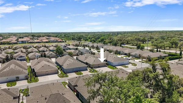 $355,000 | 13890 Kingfisher Glen Drive, Lithia, FL 33547