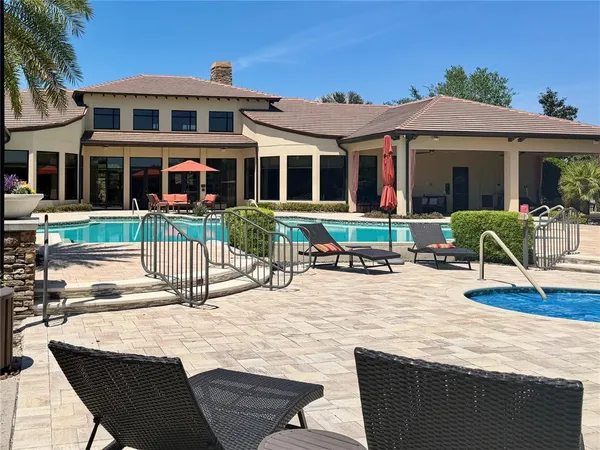 $355,000 | 13890 Kingfisher Glen Drive, Lithia, FL 33547