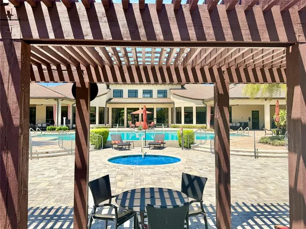 $355,000 | 13890 Kingfisher Glen Drive, Lithia, FL 33547