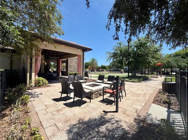 $355,000 | 13890 Kingfisher Glen Drive, Lithia, FL 33547