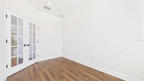 $355,000 | 13890 Kingfisher Glen Drive, Lithia, FL 33547