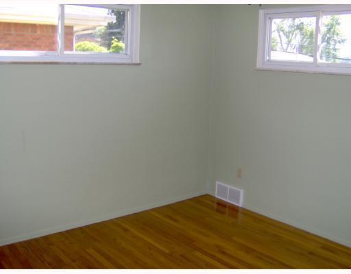 417 Lindsay Road Carnegie, PA 15106 - Photo 6 of 8 Other.