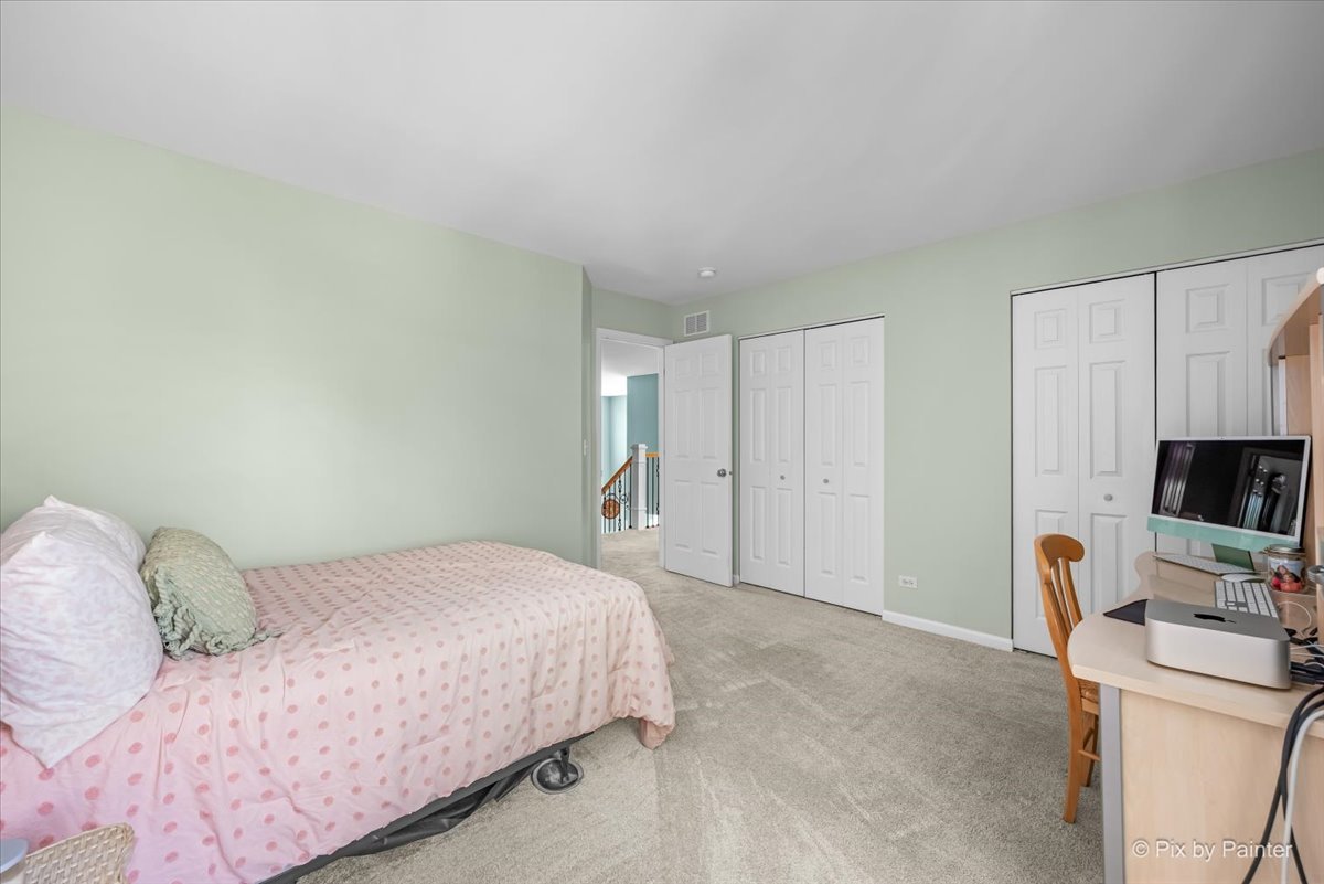 142 Augusta Lane Cary, IL 60013 - Photo 25 of 50