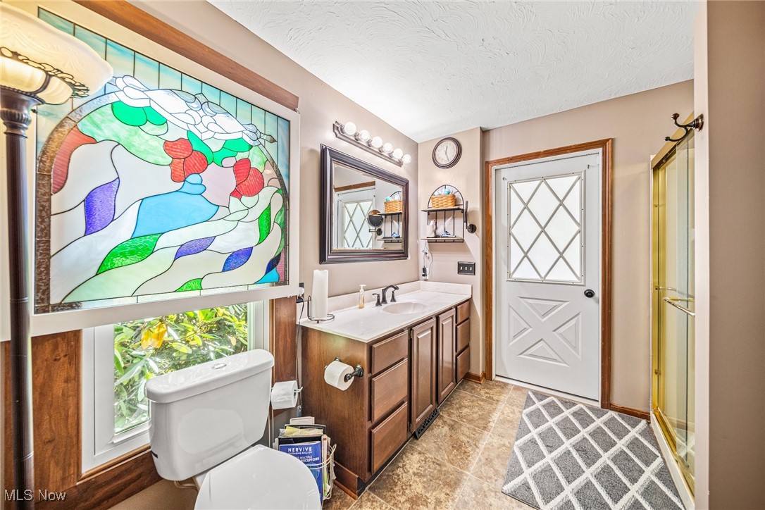 6834 Chapel Road Madison, OH 44057 - Photo 13 of 48 Door from primary bath leads out to hot tub spa