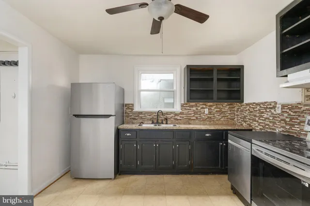 $295,000 | 203 Frazier Street, Fredericksburg, VA 22401