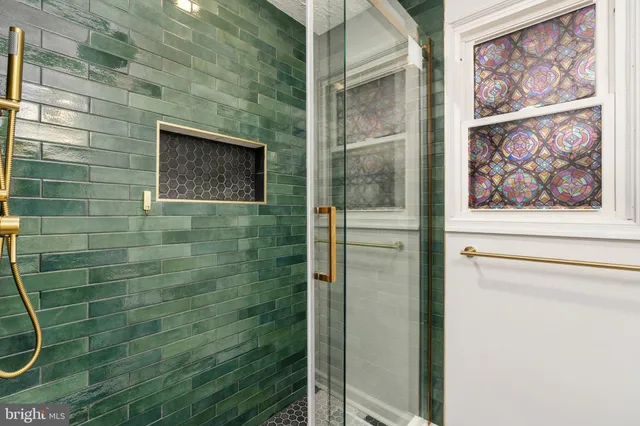 $295,000 | 203 Frazier Street, Fredericksburg, VA 22401