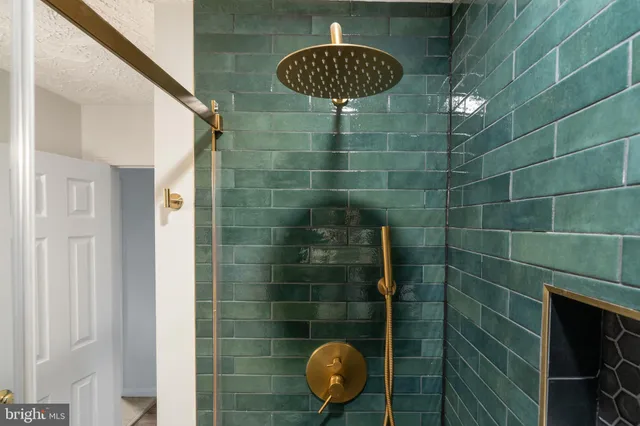 $295,000 | 203 Frazier Street, Fredericksburg, VA 22401