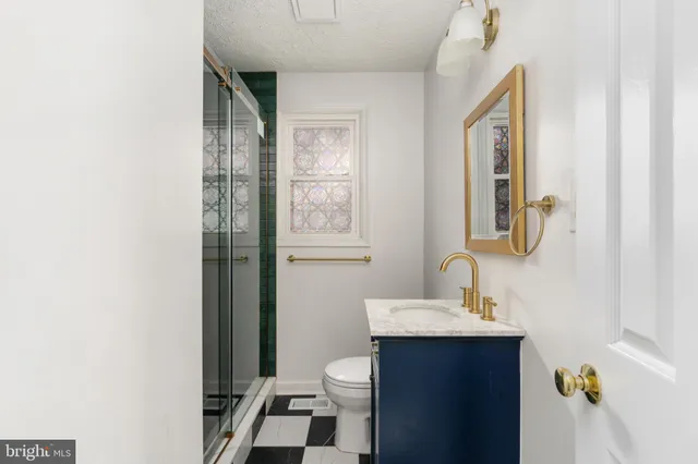 $295,000 | 203 Frazier Street, Fredericksburg, VA 22401