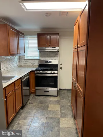 $4,100 | 68 O Street Northwest, Washington, DC 20001