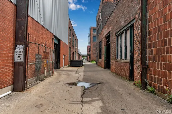 $2,980,000 | 203 Pratt Street, Buffalo, NY 14204