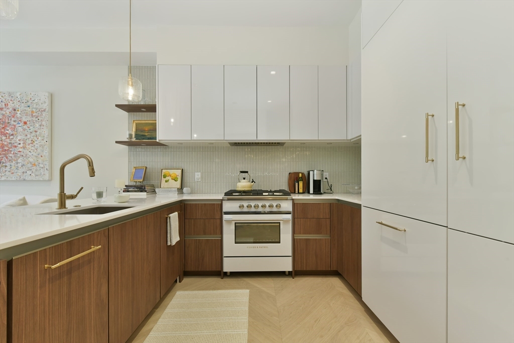 112 Charles Street, Unit 2 Boston, MA 02114 - Photo 8 of 17