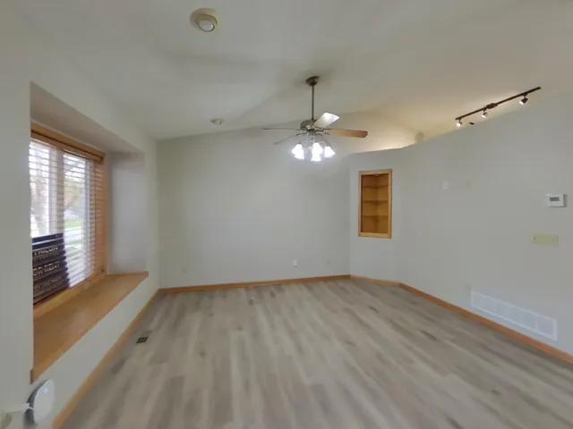 $2,029 | 2661 Oak Ridge Drive, Monticello, MN 55362