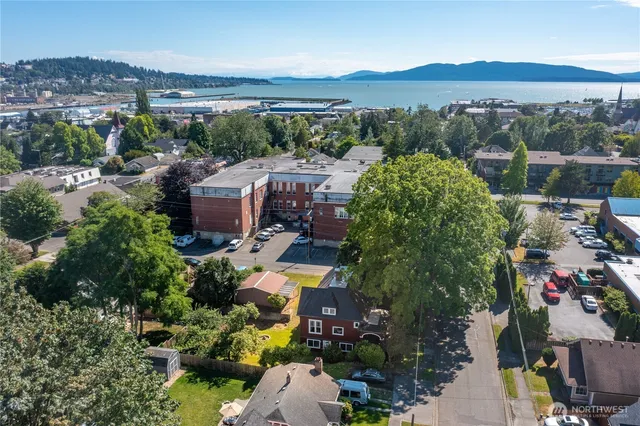 $1,250,000 | 1800 J Street, Bellingham, WA 98225