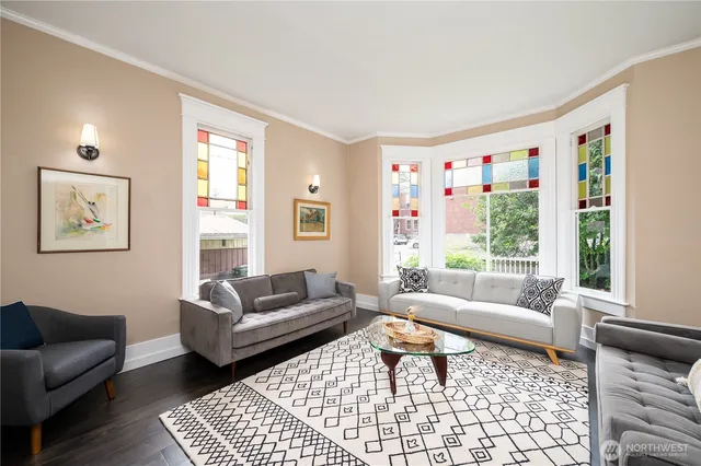 $1,250,000 | 1800 J Street, Bellingham, WA 98225