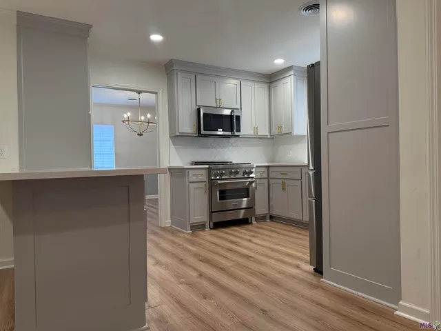 $345,000 | 11025 Goodwood Boulevard, Baton Rouge, LA 70815