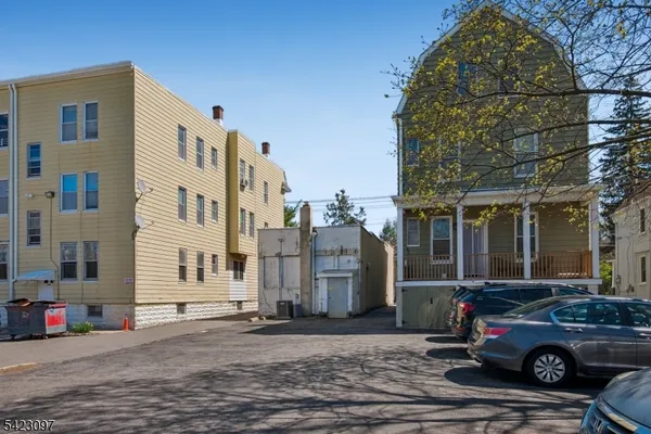 $1,500,000 | 499 Valley Street, Maplewood, NJ 07040