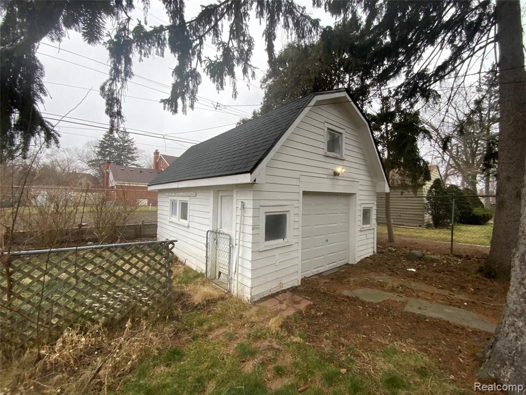 16773 Edinborough Road Detroit, MI 48219 - Photo 33 of 36