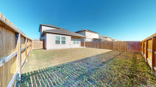 $2,150 | 2920 Panther Spring, New Braunfels, TX 78130