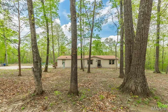 $325,000 | 150 Dubuque Lane, Hillsboro, MO 63050