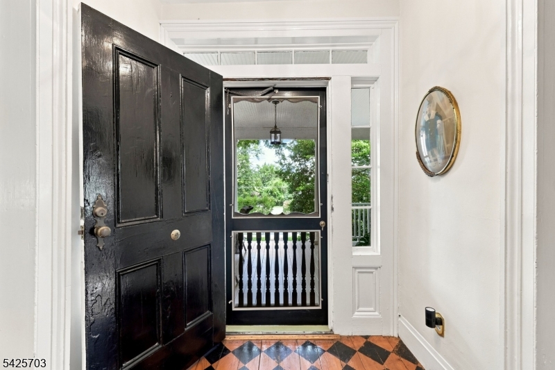 32 Tanners Brook Road Chester, NJ 07930 - Photo 6 of 40 Gallery Image 6