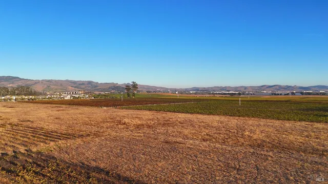 $2,999,000 | 2110 Cuttings Wharf Road, Napa, CA 94559