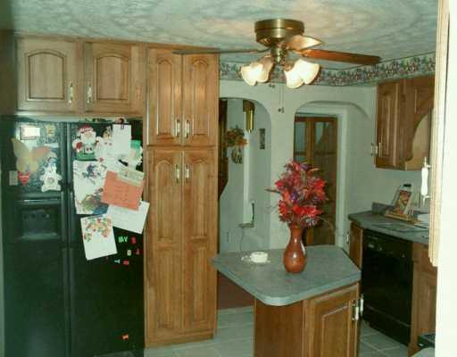 2148 Ridge Rd Extension Economy, PA 15003 - Photo 3 of 7 Kitchen.