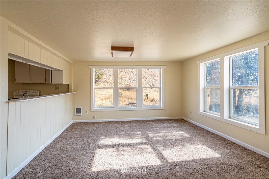 1876 Union Valley Road Chelan, WA 98816 - Photo 13 of 27 Gallery Image 13