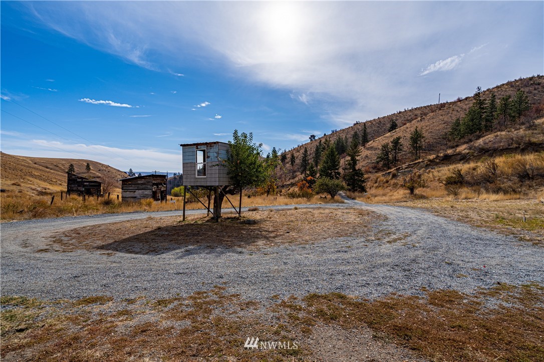 1876 Union Valley Road Chelan, WA 98816 - Photo 8 of 27 Gallery Image 8