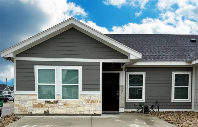 $175,000 | 434 4 1/2 Street, La Joya, TX 78560