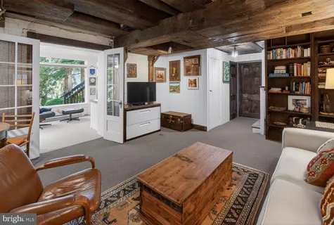 $1,199,000 | 6650 32nd Place Northwest, Washington, DC 20015