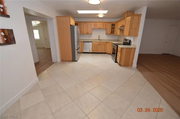 $2,050 | 813 Carpenter Drive, Las Vegas, NV 89107