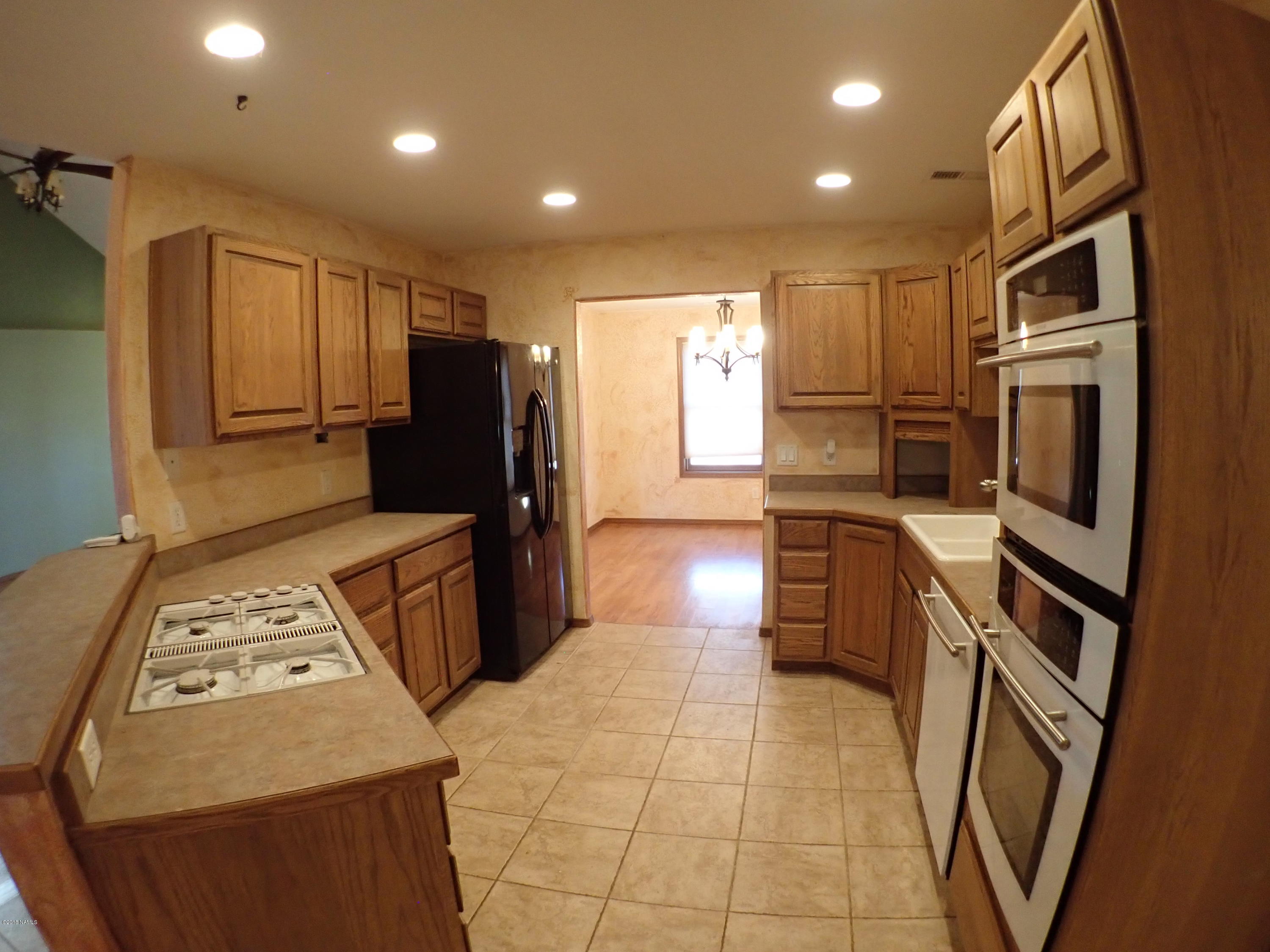 5945 Leupp Road Flagstaff, AZ 86004 - Photo 8 of 46 Kitchen