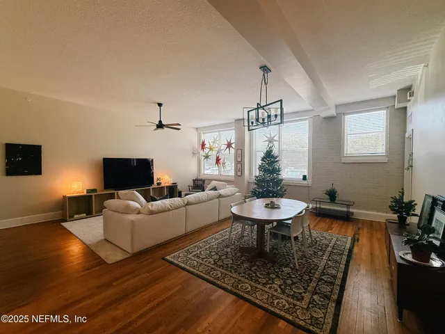 $360,000 | 2525 College Street, Unit 2102, Jacksonville, FL 32204