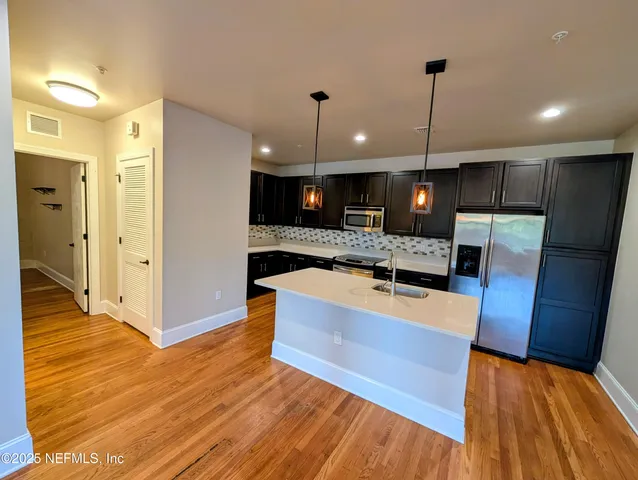 $360,000 | 2525 College Street, Unit 2102, Jacksonville, FL 32204