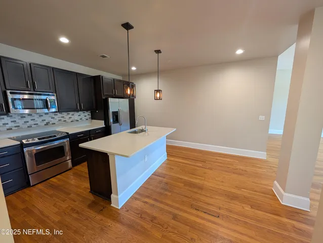 $360,000 | 2525 College Street, Unit 2102, Jacksonville, FL 32204