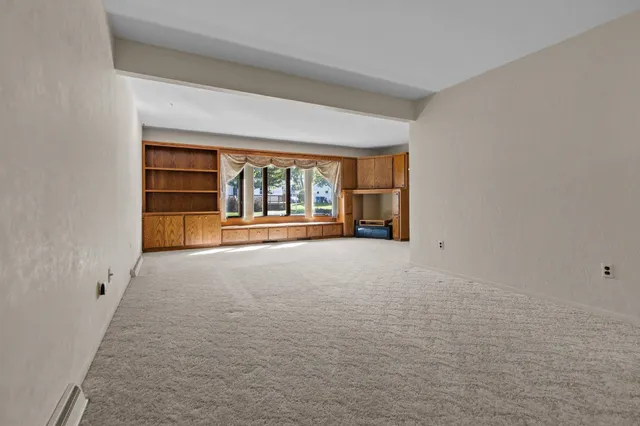 $278,000 | 220 Walnut Street, Clintonville, WI 54929