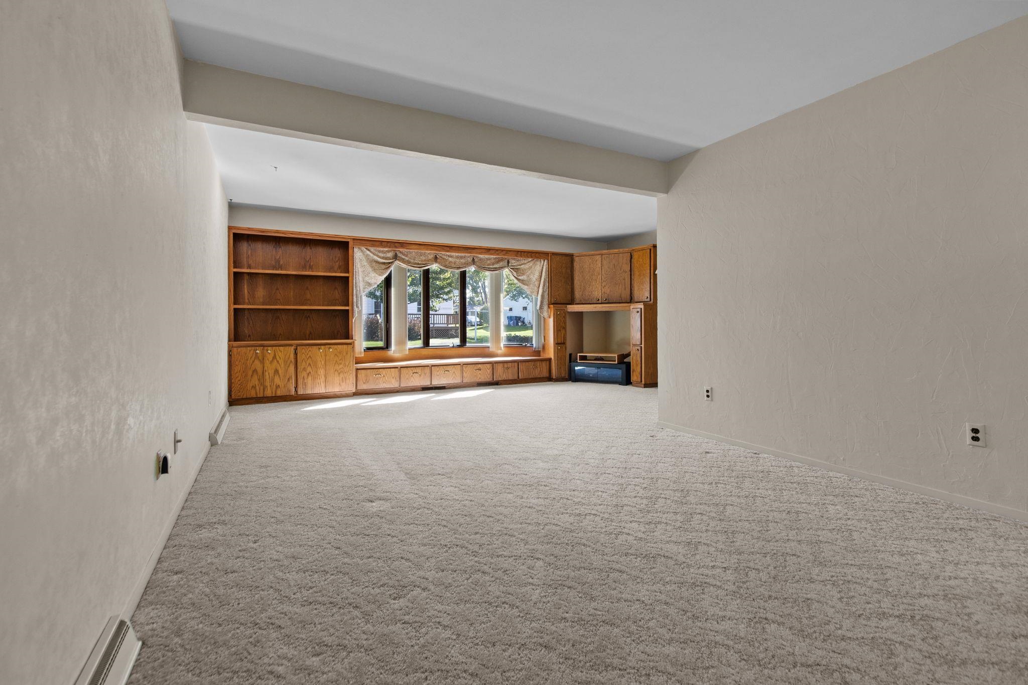 220 Walnut Street Clintonville, WI 54929 - Photo 11 of 49