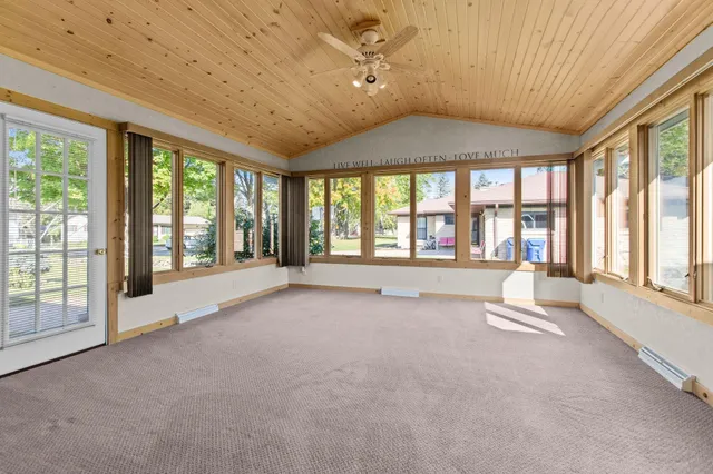 $278,000 | 220 Walnut Street, Clintonville, WI 54929